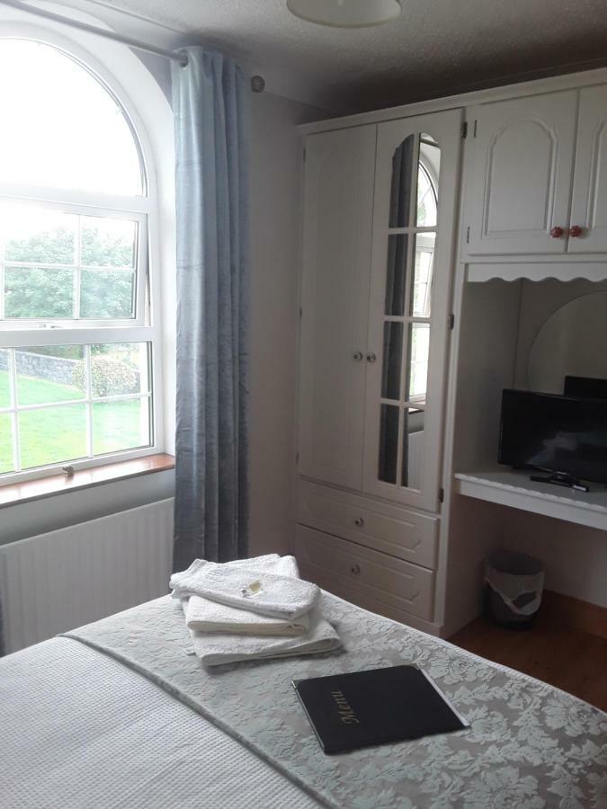Doonard Manor B&B Craughwell Eksteriør billede